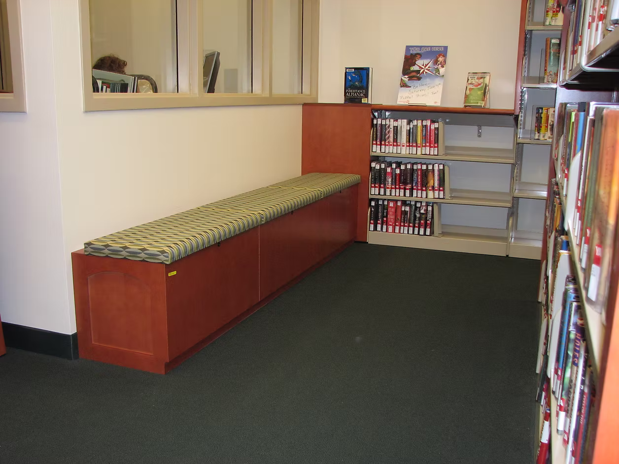 Cooper Siegel Library7